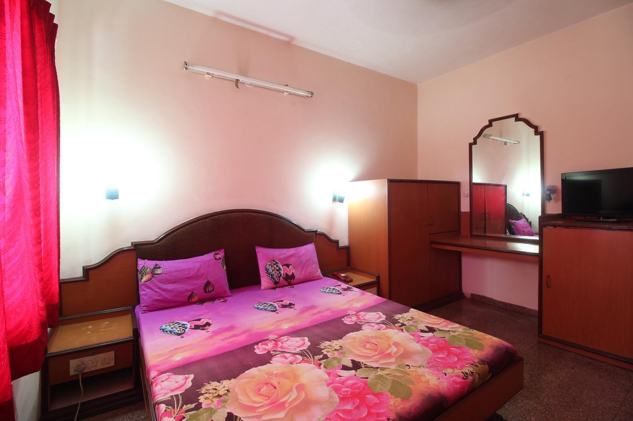 Soubhagya Inn Silvassa Esterno foto