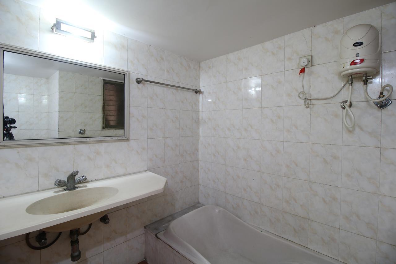 Soubhagya Inn Silvassa Esterno foto