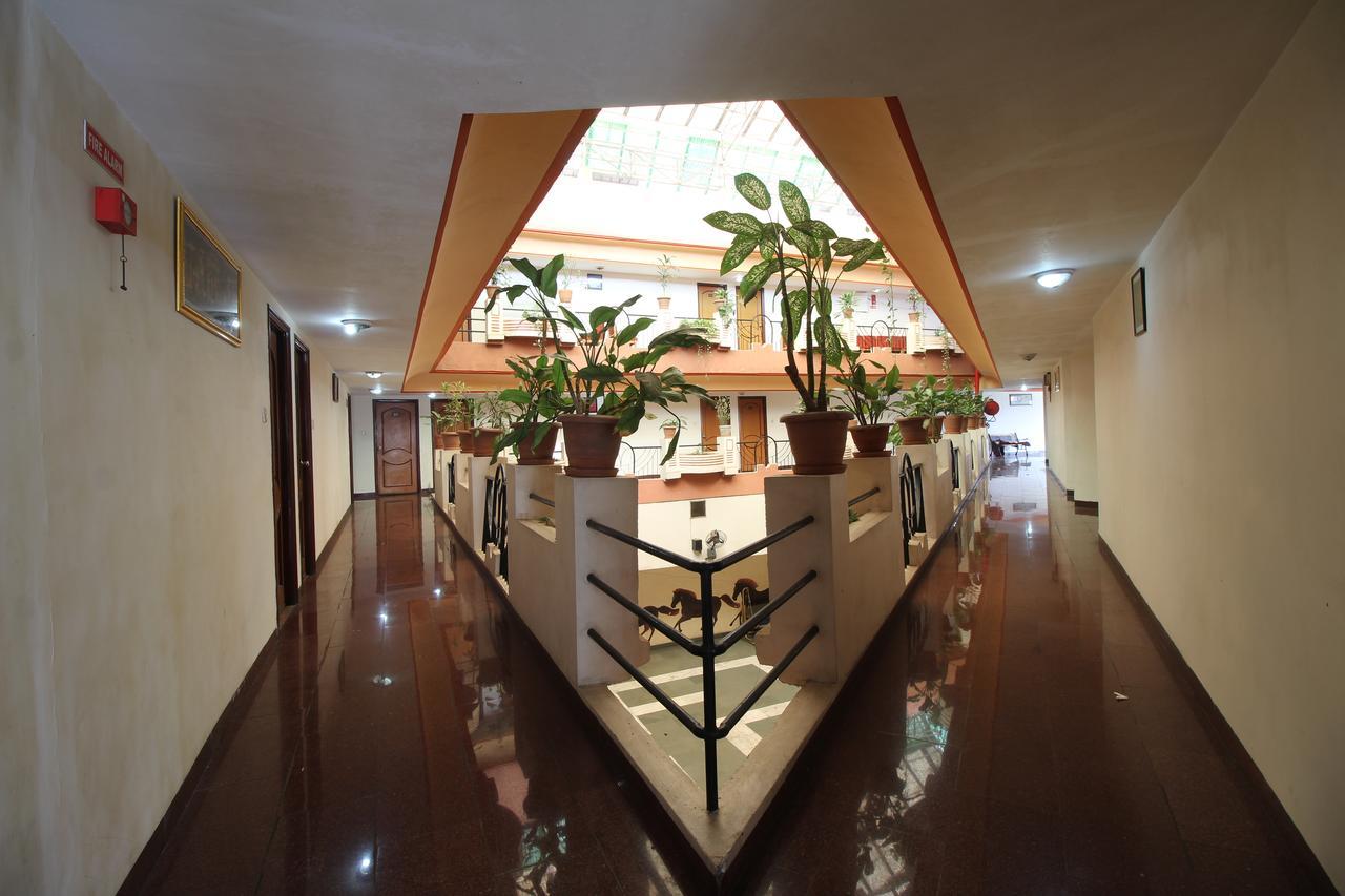 Soubhagya Inn Silvassa Esterno foto