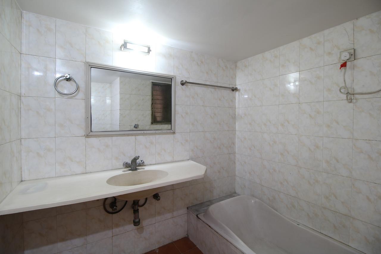 Soubhagya Inn Silvassa Esterno foto