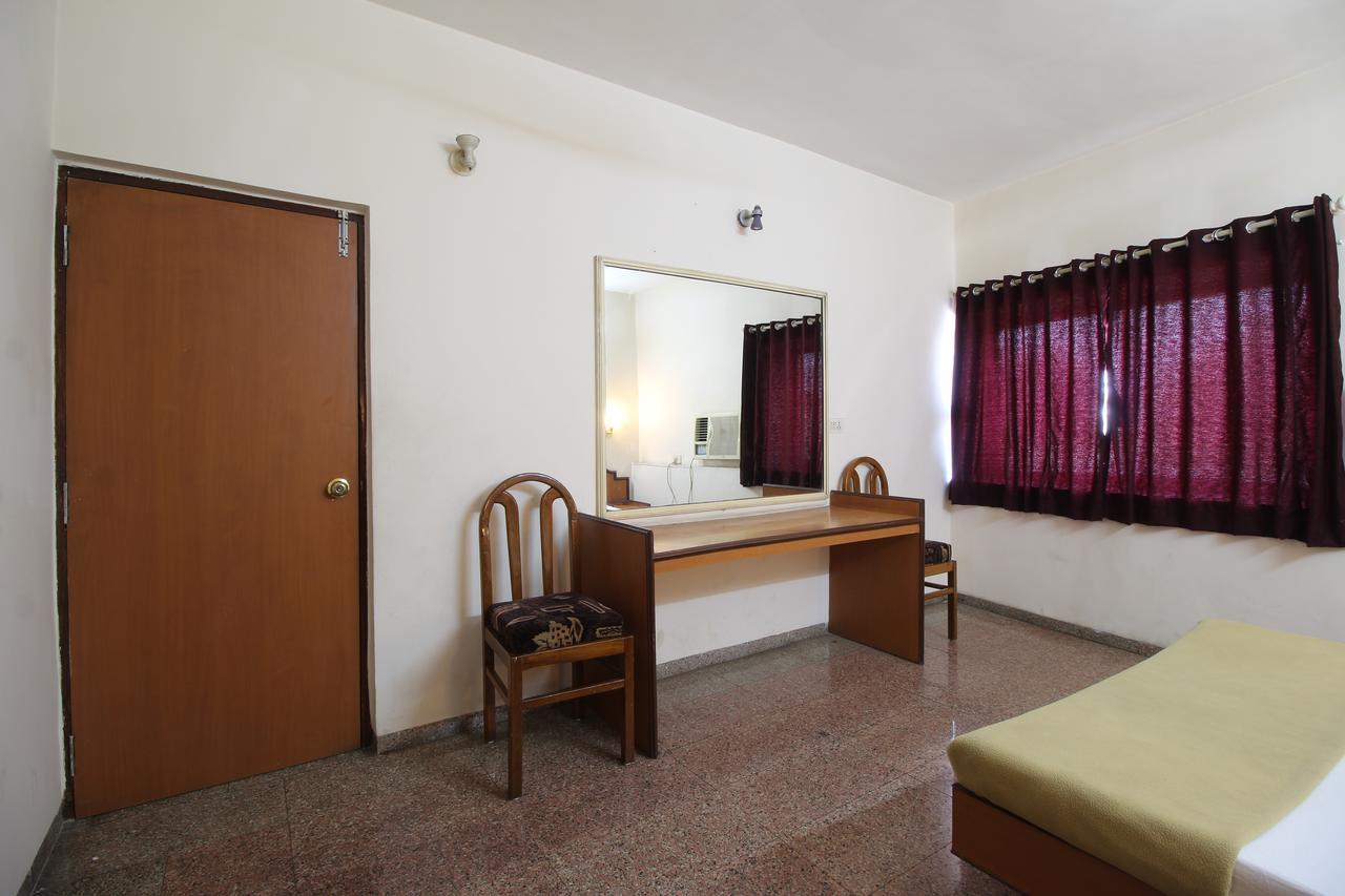 Soubhagya Inn Silvassa Esterno foto